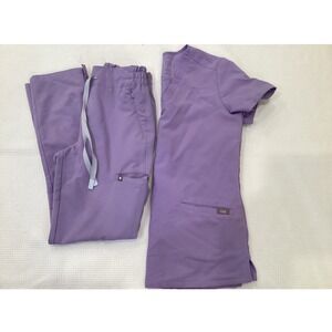 FIGS Lavender Dew/Lilac Scrub Set Casma Top XXS and Cargo Pants  XXS/P